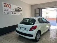 Usata Peugeot 207 68 CV (50 kW) 2012 Bianco Berlina