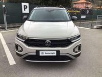Usata VW T-Roc Life 110 CV (80 kW) 2023 Beige SUV