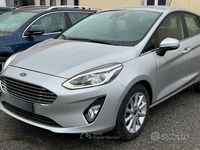 Usata Ford Fiesta Titanium 86 CV (63 kW) 2018 Grigio Utilitaria