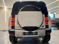 Usata Land Rover Defender SE Dynamic 249 CV (183 kW) 2023 Bianco SUV