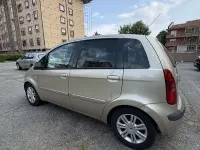 Usata Lancia Musa 95 CV (69 kW) 2005 Monovolume