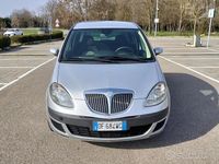 Usata Lancia Musa 77 CV (56 kW) 2007 Grigio Monovolume