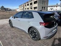 Usata VW ID.3 Pro Performance 69 kW (95 CV) 2024 Moonstone grey / tetto nero Utilitaria