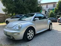 Usata VW New Beetle 102 CV (75 kW) 2003 Argento Utilitaria