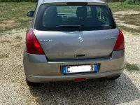 Usata Suzuki Swift 69 CV (50 kW) 2006 Grigio Utilitaria