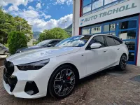 Usata BMW 540 M Sport 303 CV (222 kW) 2025 Mineralweiss metallic Station wagon