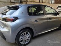 Usata Peugeot 208 101 CV (74 kW) 2020 Grigio Utilitaria