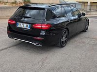 Usata Mercedes E220 AMG line 194 CV (142 kW) 2017 Nero Station wagon