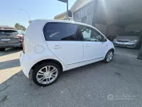 Usata VW up! Move 67 CV (49 kW) 2013 Bianco Utilitaria
