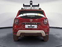 Usata Dacia Duster Prestige 101 CV (74 kW) 2022 Rosso SUV
