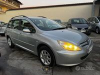 usata Peugeot 307 S.W.1.4 HDI del 2005 con soli 82000KM