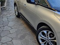 Usata Renault Scénic IV Business 110 CV (80 kW) 2017 Grigio Monovolume