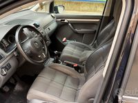 Usata VW Touran 140 CV (102 kW) 2012 Nero Monovolume