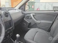 Usata Dacia Duster Ambiance 114 CV (83 kW) 2017 Bianco SUV