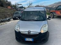 Usata Opel Combo 90 CV (66 kW) 2014 Grigio Monovolume