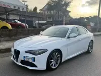 Usata Alfa Romeo Giulia 150 CV (110 kW) 2016 Bianco Berlina