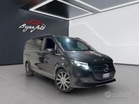 Usata Mercedes V300 Exclusive 239 CV (175 kW) 2023 Other Monovolume