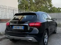 Usata Mercedes GLA200 AMG 136 CV (100 kW) 2019 Nero SUV