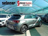 Käytetty VW T-Roc R-line 116 HP (85 kW) 2022 Harmaa Katumaasturi