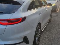 Usata Kia ProCeed 140 CV (102 kW) 2019 Bianco Utilitaria
