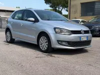 Usata VW Polo Trendline 75 CV (55 kW) 2014 Grigio Berlina