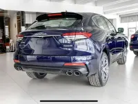 Usata Maserati Levante 250 CV (183 kW) 2021 Blu/azzurro SUV