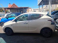 Usata Lancia Ypsilon S 69 CV (50 kW) 2023 Bianco Utilitaria