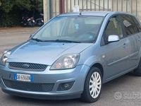 Usata Ford Fiesta 68 CV (50 kW) 2007 Blu Utilitaria