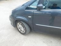 Usata Lancia Musa 90 CV (66 kW) 2008 Blu Monovolume