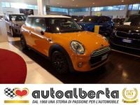 Usata Mini Cooper Coupé 116 CV (85 kW) 2014 Arancione/tetto bianco Coupé