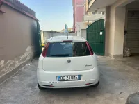 Usata Fiat Grande Punto 75 CV (55 kW) 2006 Bianco Utilitaria