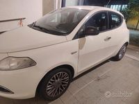 Usata Lancia Ypsilon Gold 69 CV (50 kW) 2011 Bianco Utilitaria