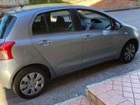 Usata Toyota Yaris Sol 87 CV (63 kW) 2006 Grigio Berlina
