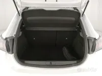 Usata Peugeot 208 Active 102 CV (75 kW) 2022 Bianco Utilitaria