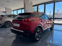 Usata Peugeot 2008 GT-line 131 CV (96 kW) 2021 Rosso SUV
