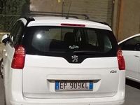 Usado Peugeot 5008 112 CV (82 kW) 2013 Blanco Monovolumen