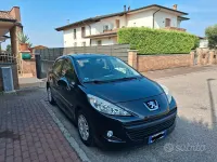 Usata Peugeot 207 73 CV (53 kW) 2013 Nero Utilitaria