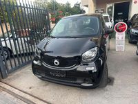 Begagnad Smart ForFour Passion 71 HK (52 kW) 2017 Svart Halvkombi