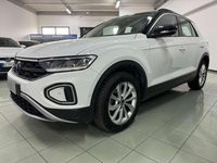 Usata VW T-Roc Life 110 CV (80 kW) 2022 Bianco SUV