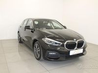 Usata BMW 116 Sport Line 122 CV (89 kW) 2021 Arancione Utilitaria
