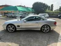 Usata Mercedes SL500 306 CV (225 kW) 2002 Argento Cabrio
