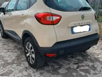 Usata Renault Captur Iconic 90 CV (66 kW) 2015 Beige SUV