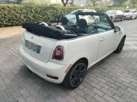 Usata Mini Cooper S Cabriolet 174 CV (127 kW) 2010 Beige Cabrio