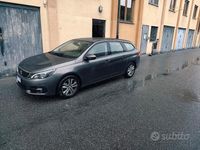 Usata Peugeot 308 SW 130 CV (95 kW) 2022 Grigio Station wagon