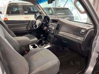 usata Mitsubishi Pajero Pajero3.2 cr Intense 200cv 3p