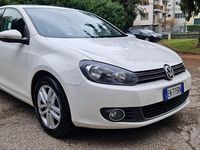 Usata VW Golf VII Highline 104 CV (76 kW) 2013 Bianco Berlina