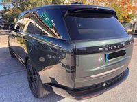 Usata Land Rover Range Rover 249 CV (183 kW) 2023 British racing green SUV