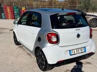 Usata Smart ForFour 71 CV (52 kW) 2015 Bianco Utilitaria