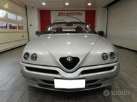 Usata Alfa Romeo Spider 144 CV (105 kW) 2001 Cabrio