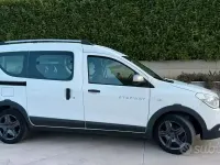Usata Dacia Dokker Stepway 90 CV (66 kW) 2017 Bianco Monovolume